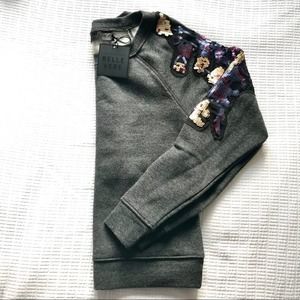 ✨ FLASH SALE ✨ Anthro Belle Vere Floral Sequin Sweatshirt Gray, Women's XS